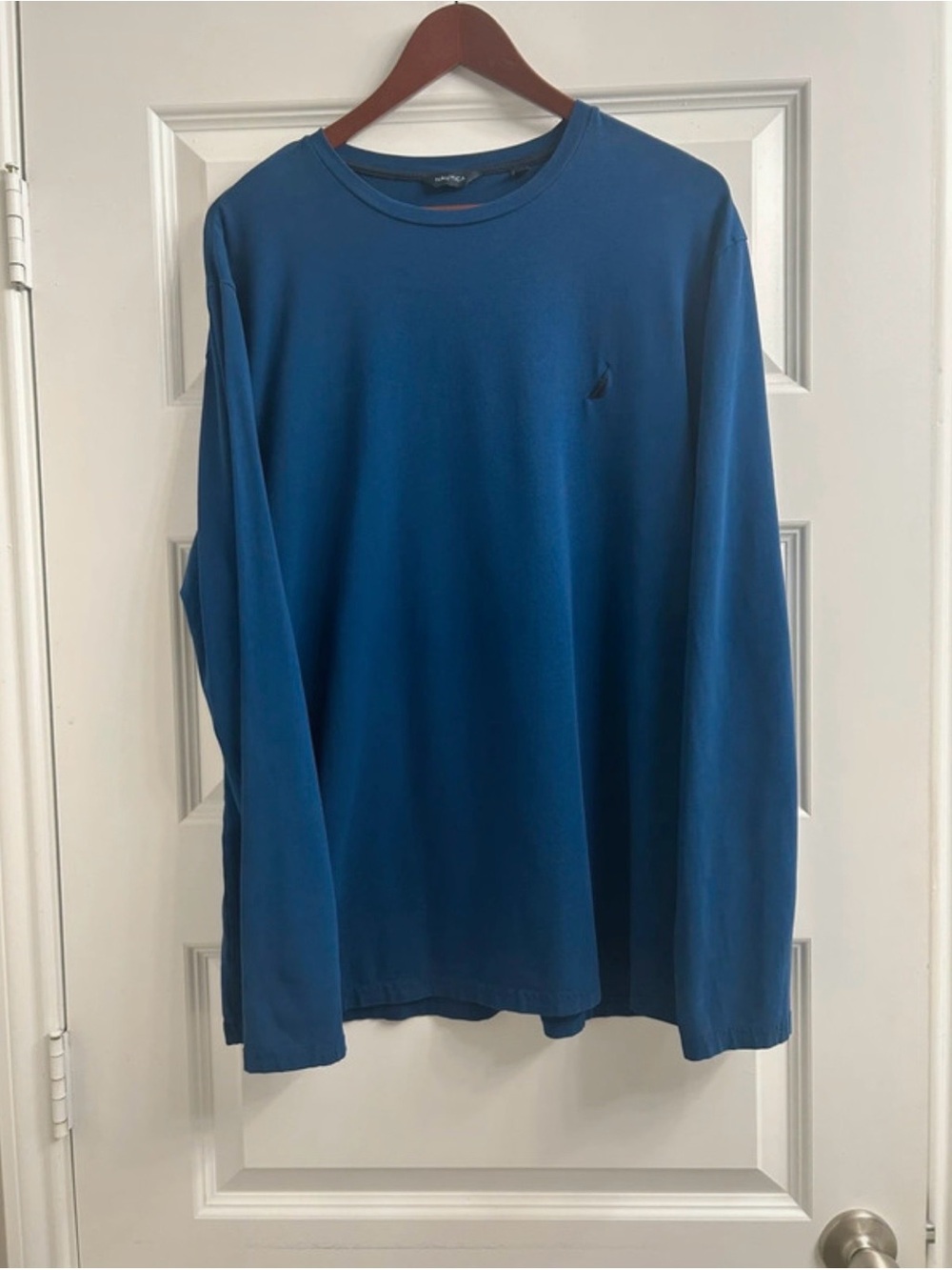 Nautica Men's Long-Sleeve Crewneck Shirt in Deep Blue